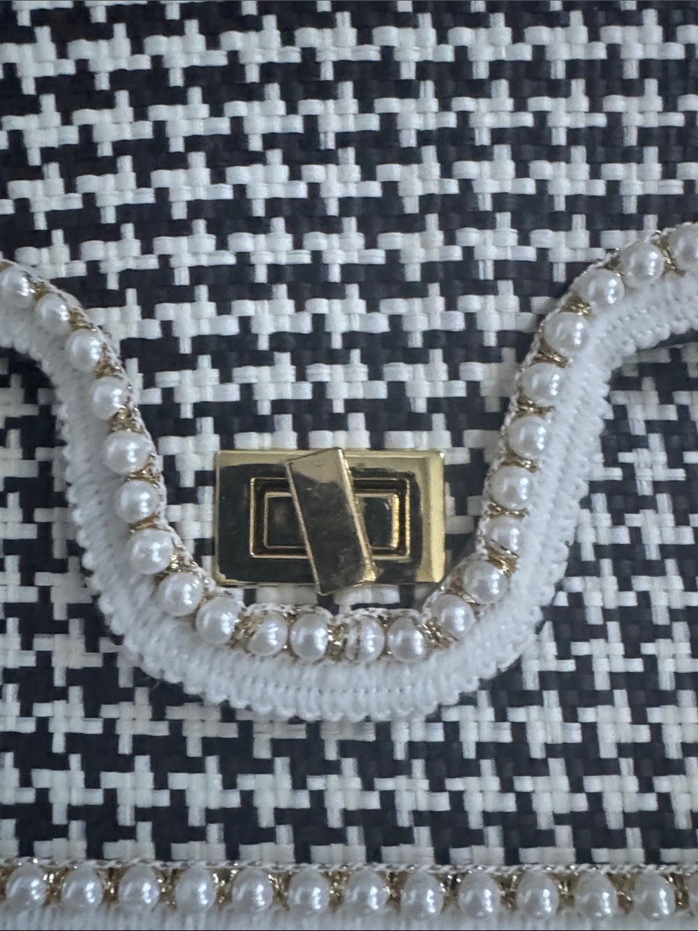 Women's Black & White Houndstooth Chain Shoulder Bag by - Picture 4 of 11